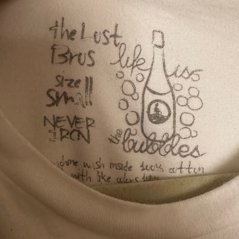 “Dream a fantastic dream” Lost Bros Tee - Small - Picture 3 of 3